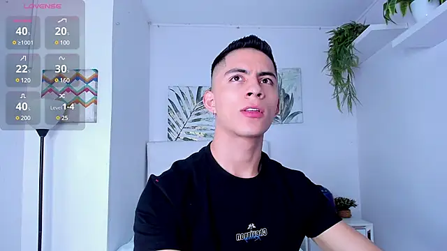 Snapshot of Matty_Adams chatting on 03.02.25 Matty Adams online show from 03.02.25