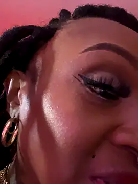 immona online show from 09.19.25