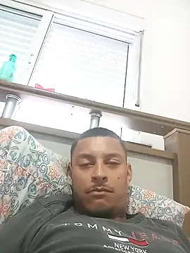 emrehliug12 online show from 03.10.25