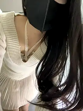 Asia-Lynn online show from 12.04.25