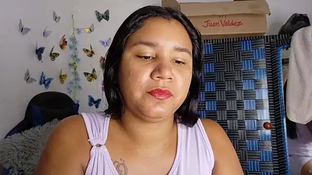 lucy hairypussy83 online show from 01.14.26