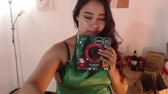  Kim  M online show from 12.24.24