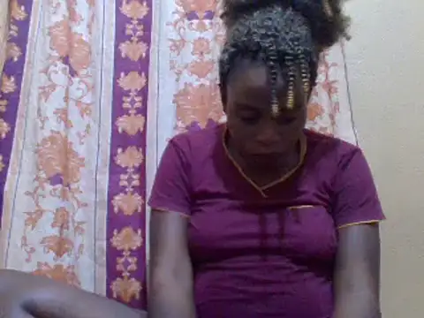 Snapshot of sweetbabra1 chatting on 02.06.25 sweetbabra1 online show from 02.06.25