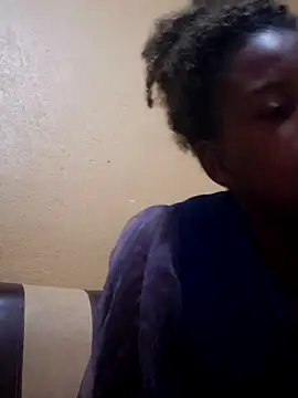 Snapshot of sweetbabra1 chatting on 03.20.25 sweetbabra1 online show from 03.20.25