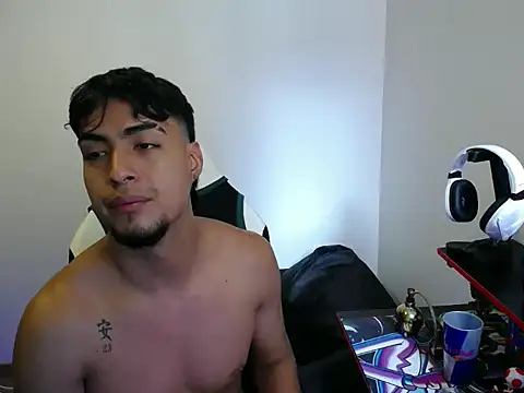 Snapshot of matias_bianco chatting on 11.16.25 matias bianco online show from 11.16.25