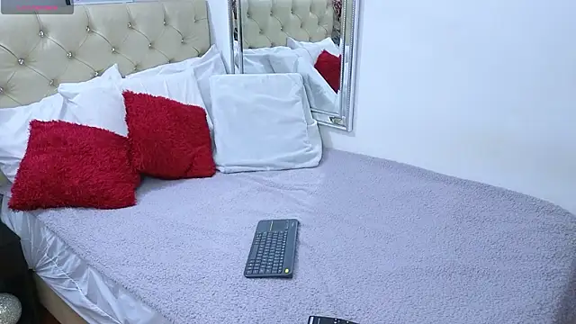 AnnaRedgrave online show from 02.04.26