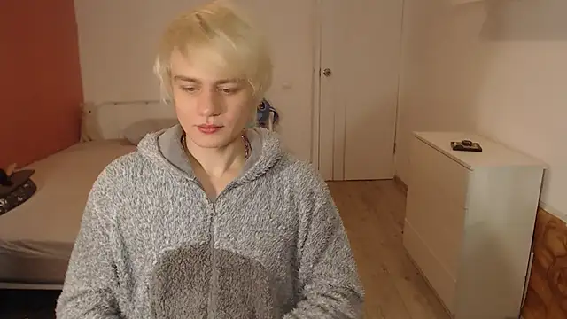 Snapshot of Oliver_sweet_ chatting on 01.16.26 Oliver sweet online show from 01.16.26