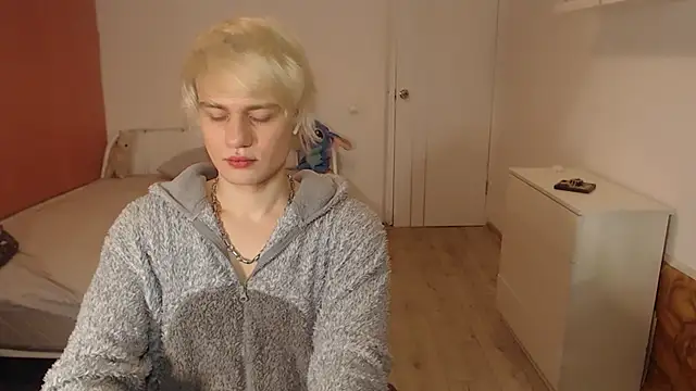 Snapshot of Oliver_sweet_ chatting on 01.19.26 Oliver sweet online show from 01.19.26