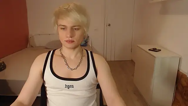 Snapshot of Oliver_sweet_ chatting on 02.11.26 Oliver sweet online show from 02.11.26