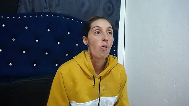 anyu1306 online show from 01.11.25