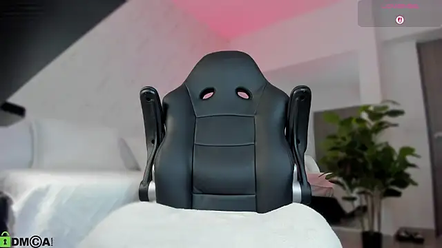 Snapshot of Miss_sagitario chatting on 09.24.25 Miss sagitario online show from 09.24.25