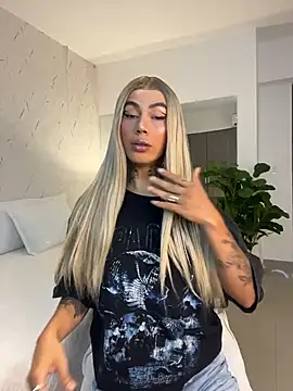 Snapshot of Miss_sagitario chatting on 11.23.25 Miss sagitario online show from 11.23.25