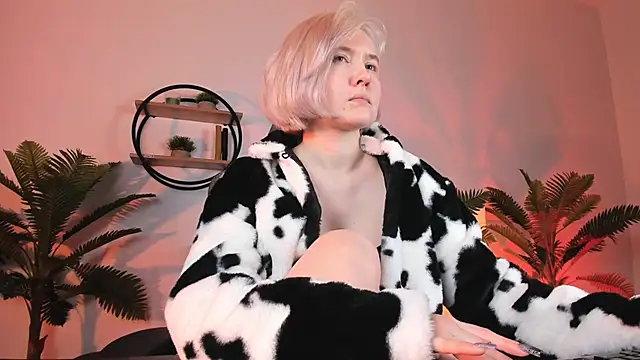 ReiYosimoto online show from 12.19.24