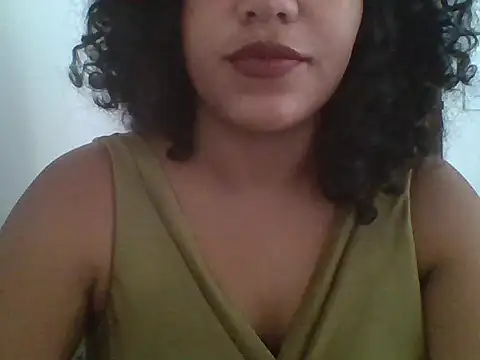 Snapshot of savanahottie chatting on 02.11.26 savanahottie online show from 02.11.26
