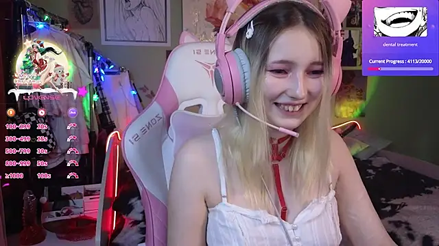 Evie Ro online show from 12.26.24