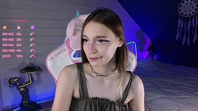 Evie Ro online show from 07.22.26