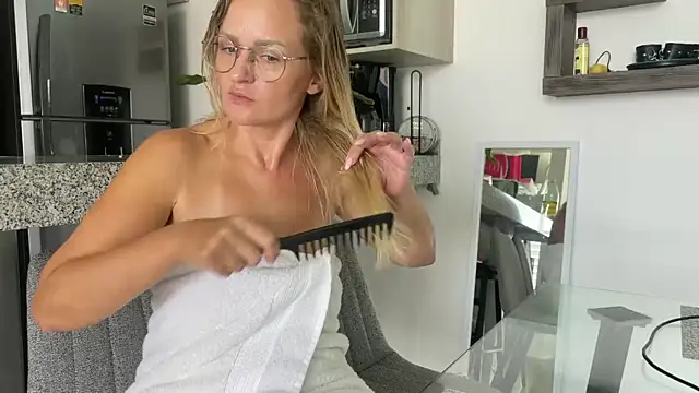 mommy nadin online show from 03.05.25