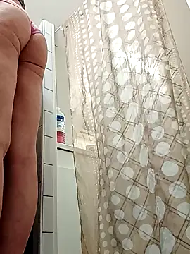 Snapshot of JOHANNA9MOI02 chatting on 02.09.25 JOHANNA9MOI02 online show from 02.09.25