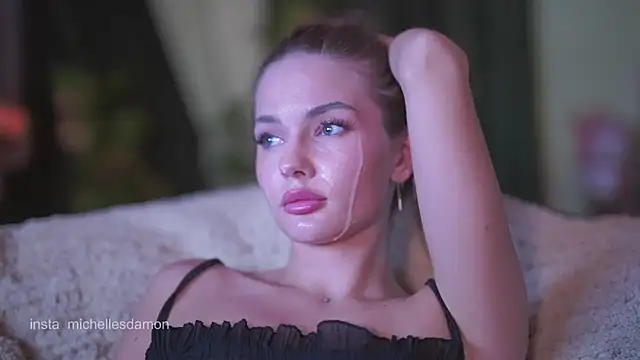 Snapshot of house_of_dragon chatting on 03.02.25 house of dragon online show from 03.02.25