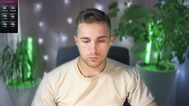 Sweeet  boy online show from 03.18.25