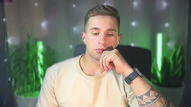 Sweeet  boy online show from 03.22.25