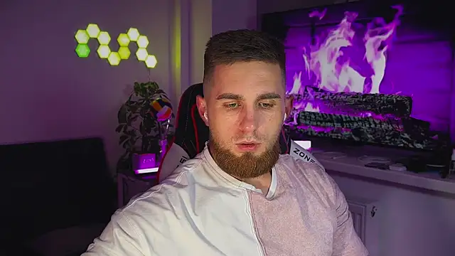 Sweeet  boy online show from 12.21.25