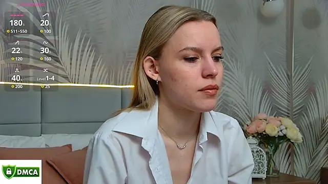 Snapshot of AmaliaBell chatting on 03.06.25 AmaliaBell online show from 03.06.25