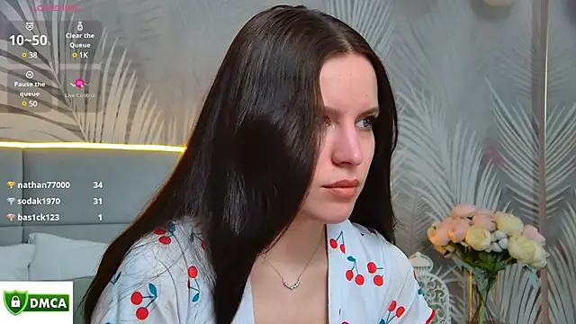 Snapshot of AmaliaBell chatting on 03.18.25 AmaliaBell online show from 03.18.25