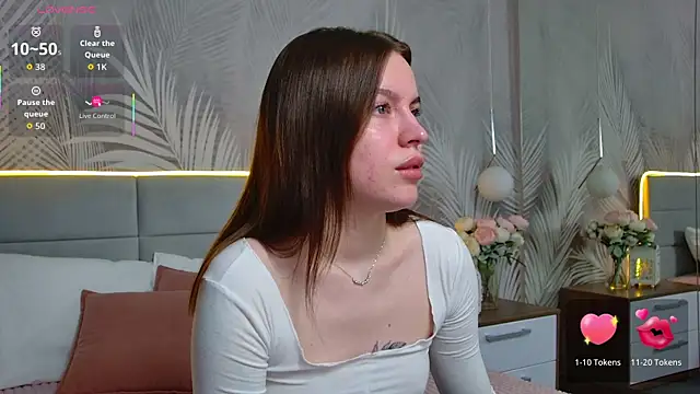 Snapshot of AmaliaBell chatting on 09.10.25 AmaliaBell online show from 09.10.25