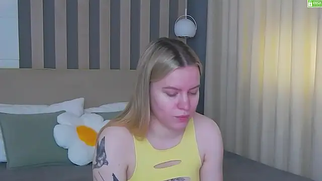 Snapshot of AmaliaBell chatting on 05.19.26 AmaliaBell online show from 05.19.26