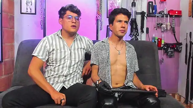 dom2travelersss online show from 02.27.25