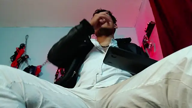 dom2travelersss online show from 04.04.26