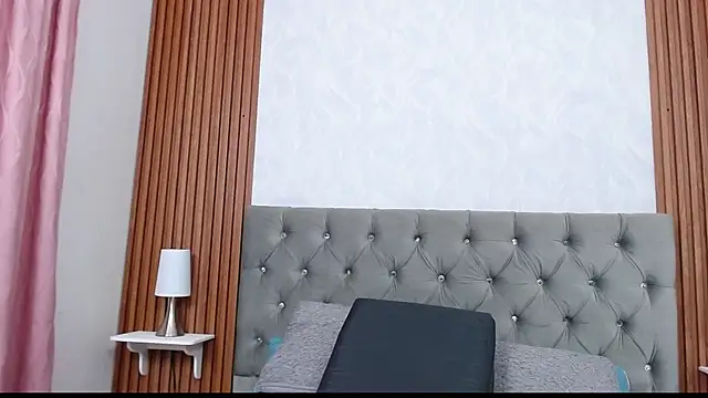 Snapshot of gisellsaenz chatting on 09.11.25 gisellsaenz online show from 09.11.25