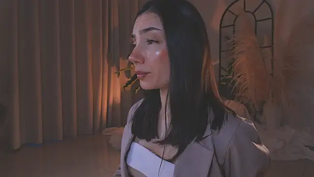 AmyArmstrong online show from 09.15.25