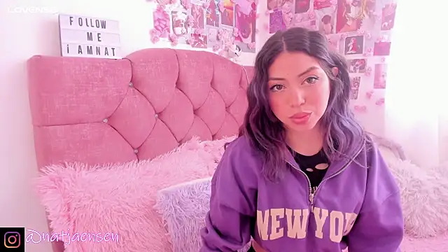 Snapshot of natalie_jaensen chatting on 01.18.25 natalie jaensen online show from 01.18.25