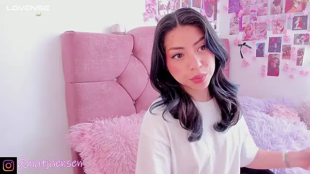 Snapshot of natalie_jaensen chatting on 03.13.25 natalie jaensen online show from 03.13.25