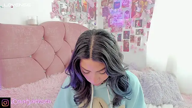 Snapshot of natalie_jaensen chatting on 03.14.25 natalie jaensen online show from 03.14.25