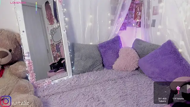 Snapshot of natalie_jaensen chatting on 10.09.25 natalie jaensen online show from 10.09.25