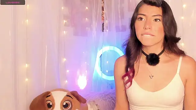 Snapshot of natalie_jaensen chatting on 02.18.26 natalie jaensen online show from 02.18.26