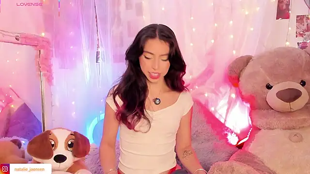 Snapshot of natalie_jaensen chatting on 03.08.26 natalie jaensen online show from 03.08.26