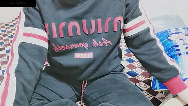 Snapshot of Sophie_Secret chatting on 02.01.25 Sophie Secret online show from 02.01.25