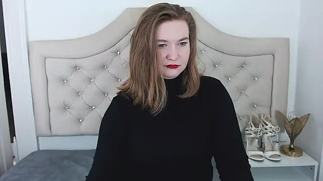 LaraDream online show from 01.27.25