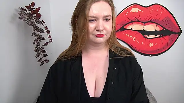 Snapshot of LaraDream chatting on 02.12.26 LaraDream online show from 02.12.26