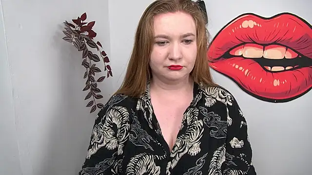 Snapshot of LaraDream chatting on 02.17.26 LaraDream online show from 02.17.26