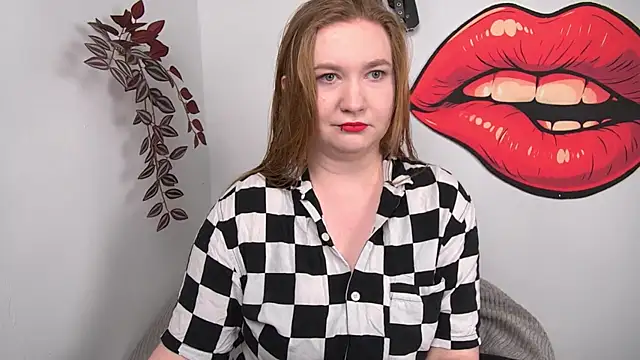 Snapshot of LaraDream chatting on 02.24.26 LaraDream online show from 02.24.26