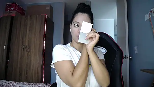 susan smith18 online show from 12.04.25