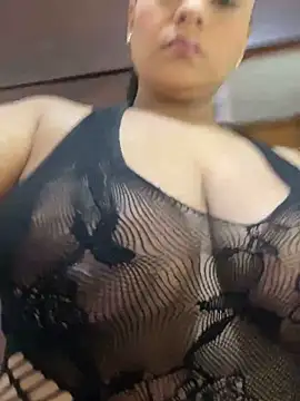 sofia xxx02 online show from 12.17.25